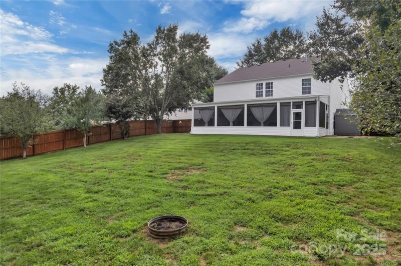 Property image 4 at 104 Kendrick Farm Drive, Mount Holly, NC 28120