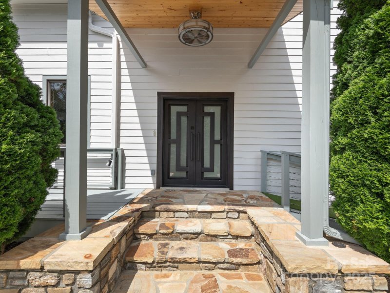 Property image 4 of 248 Wisdom Cove Road in Solomons Cove, Flat Rock, NC 28731