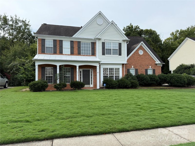 6846 Guinevere Drive