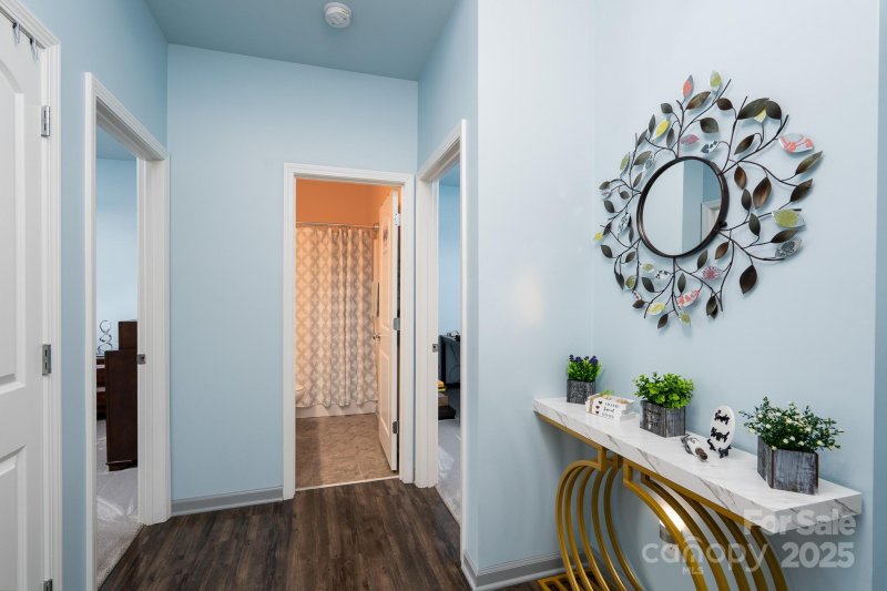 Property image 2 of 202 Paradise Hills Circle in Avalon, Mooresville, NC 28115