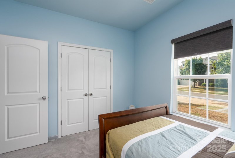 Property image 5 of 202 Paradise Hills Circle in Avalon, Mooresville, NC 28115