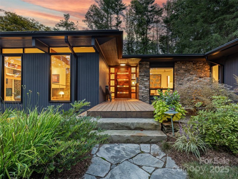 Property image 2 of 5 Brookside Road in Biltmore Forest, Asheville, NC 28803