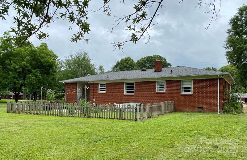 Property image 3 at 603 S Westover Drive, Monroe, NC 28112