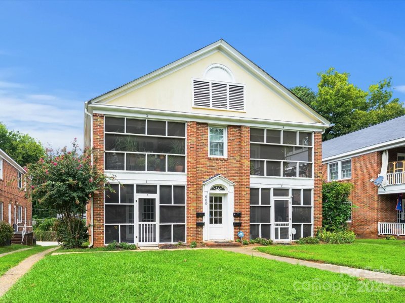 Property image 3 of 00 Main Avenue in Wesley Heights, Charlotte, NC 28208
