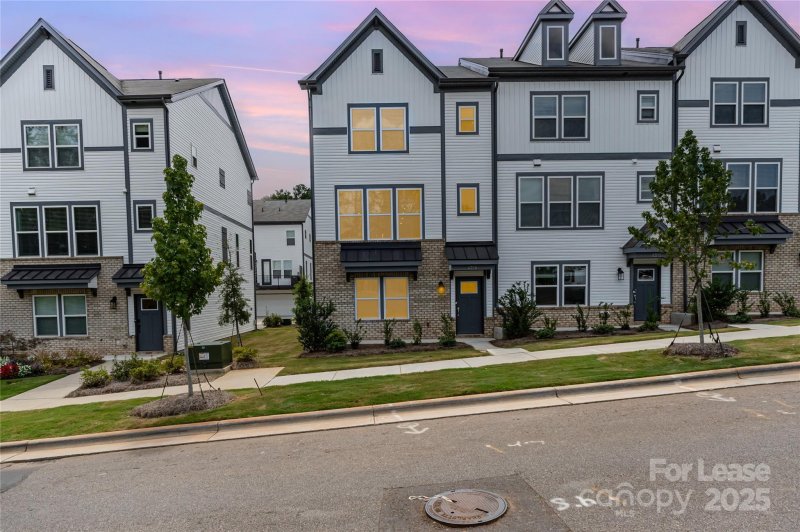 2314 Donnelly Hills Lane