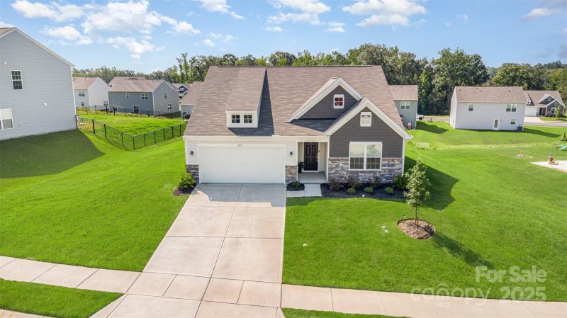 Property image 4 at 835 Wood Village Drive, Edgemoor, SC 29712