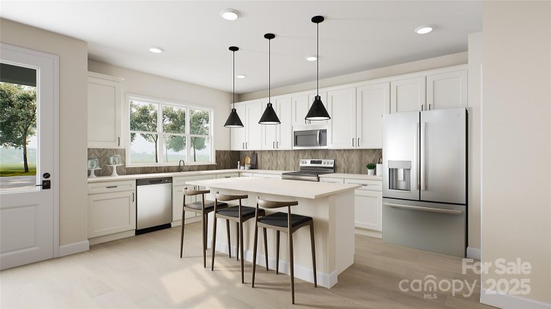 Property image 3 of 466 Nash Street in Southbridge, Fort Mill, SC 29715