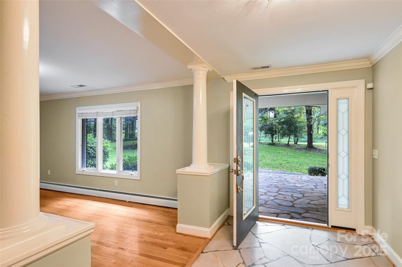 Property image 3 of 415 Vanderbilt Road in Biltmore Forest, Asheville, NC 28803