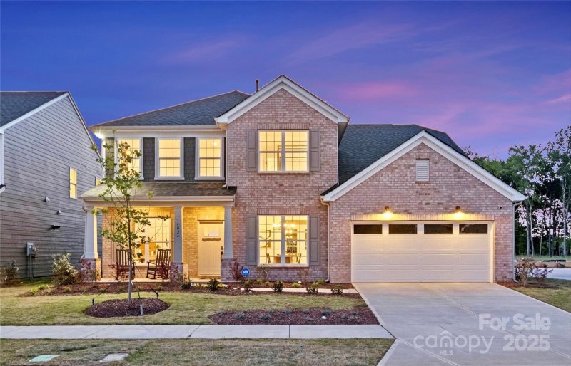 Property image 3 at 13916 Penbury Lane, Charlotte, NC 28278