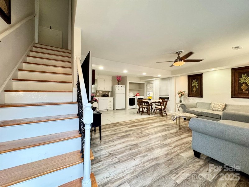 Property image 5 of 10301 Stornoway Court in Heathergate, Mint Hill, NC 28227