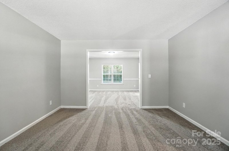 Property image 5 of 11121 Nolet Court in Brawley Farms, Charlotte, NC 28215