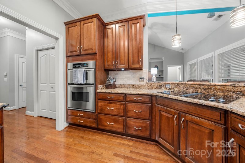 Property image 3 of 2139 Eskridge Terrace in Mill Creek Falls, Lake Wylie, SC 29710