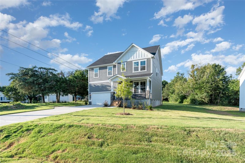 Property image 2 of 1803 Country Club Road in Eagle Ridge, Lincolnton, NC 28092