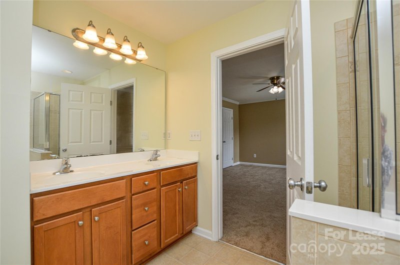 Property image 4 at 2184 Belle Vernon Avenue, Charlotte, NC 28210