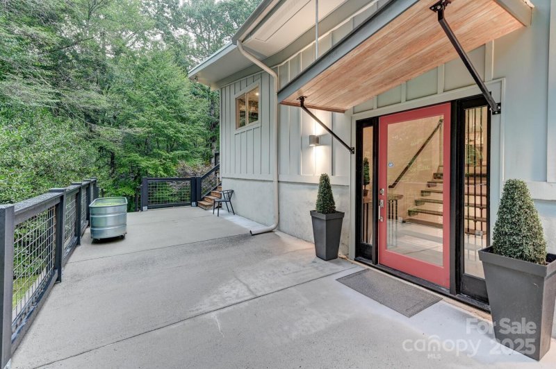 Property image 4 at 5 Crooked Tree Lane, Black Mountain, NC 28711