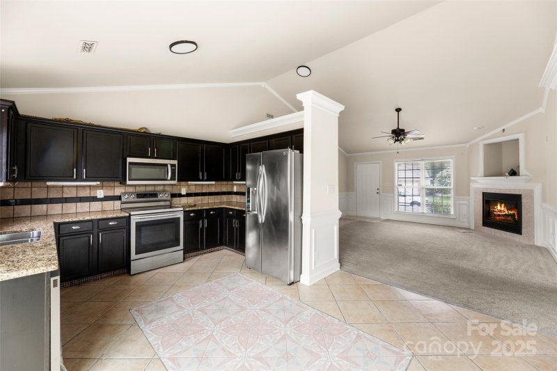 Property image 3 of 1433 Winthrop Lane in Colonial Village, Monroe, NC 28110