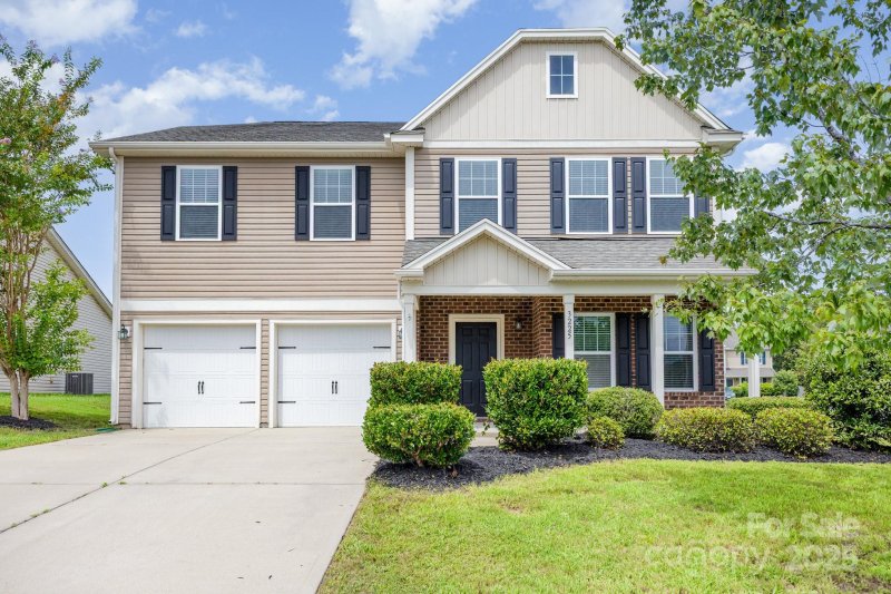 Property image 2 of 3225 Saddlebrook Drive in Saddlebrook, Midland, NC 28107