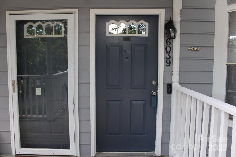 Property image 5 of 6039 Treetop Court in Forest Ridge, Charlotte, NC 28212