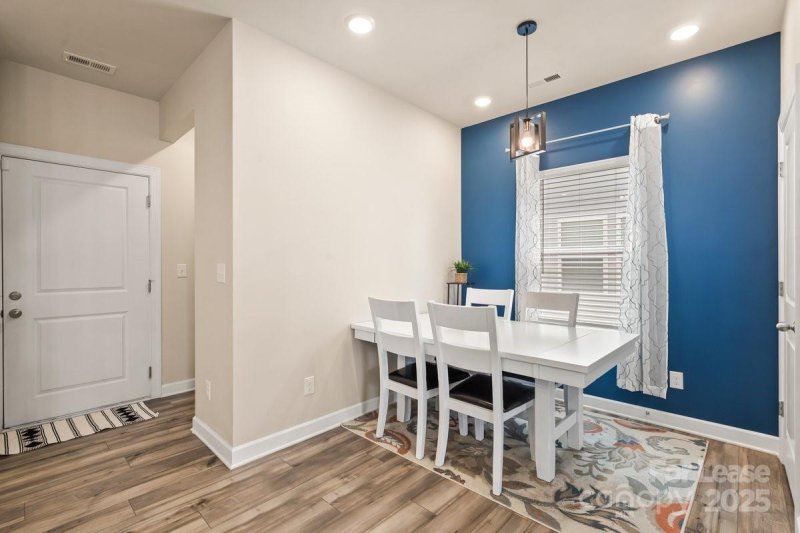 Property image 5 of 613 Cedar Knoll Circle in Preston Park, Pineville, NC 28134