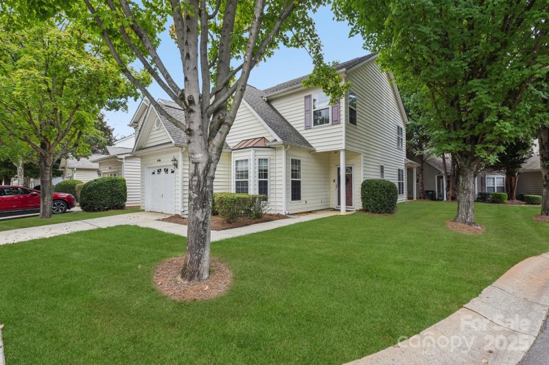 Property image 3 of 6506 Avonlea Court in Villages of Avonlea, Charlotte, NC 28269