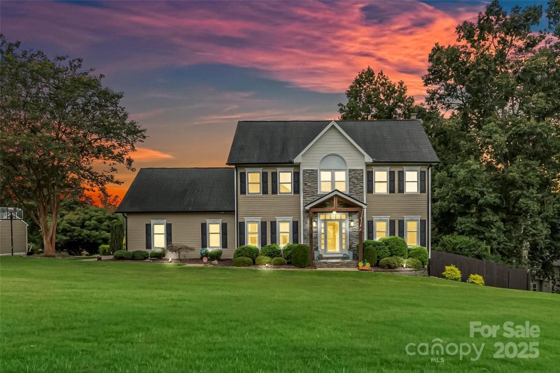 Property image 2 at 3765 11th Street, Hickory, NC 28601