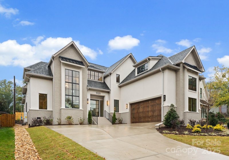 Property image 2 of 1020 Habersham Drive in Sedgefield, Charlotte, NC 28209