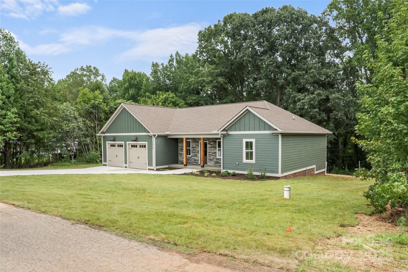 Property image 2 at 2618 Polo Lane, Maiden, NC 28650