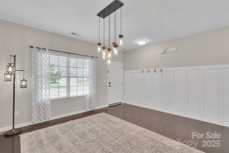 Property image 3 of 119 Willow Valley Drive in Heritage at Neel Ranch, Mooresville, NC 28115