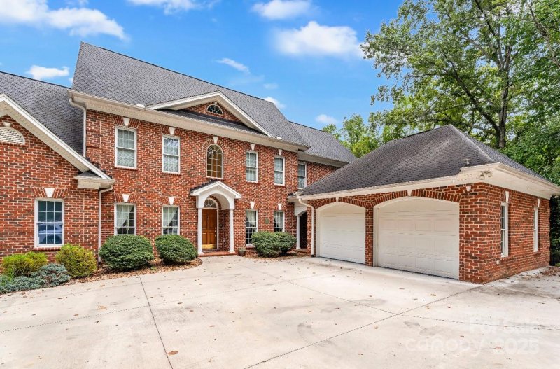 Property image 4 at 126 Winwood Circle, Granite Falls, NC 28630