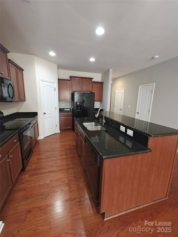 Property image 4 at 8230 Viewpoint Lane, Cornelius, NC 28031