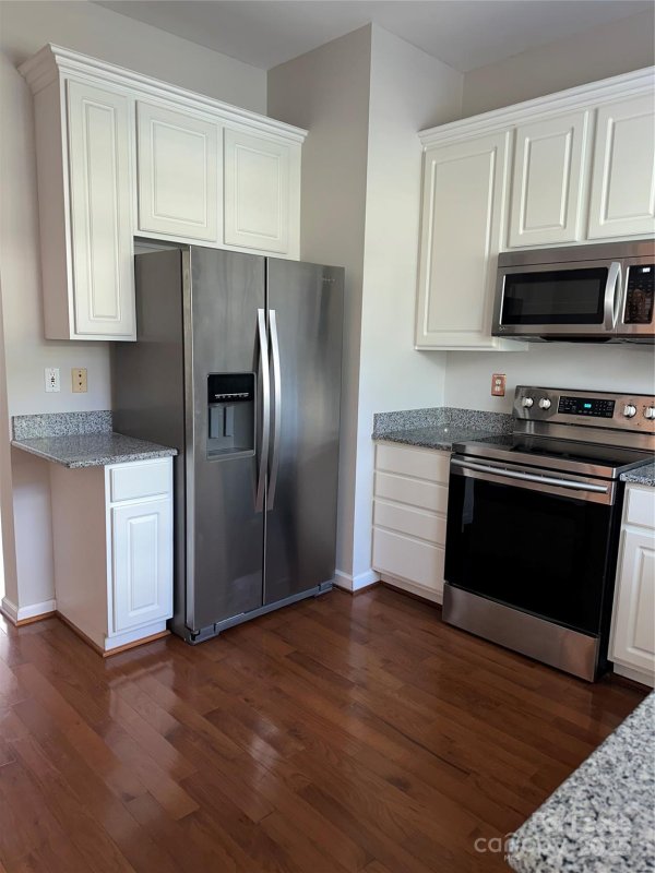 Property image 4 of 121 Woodsong Lane in Sunridge Place, Mooresville, NC 28117