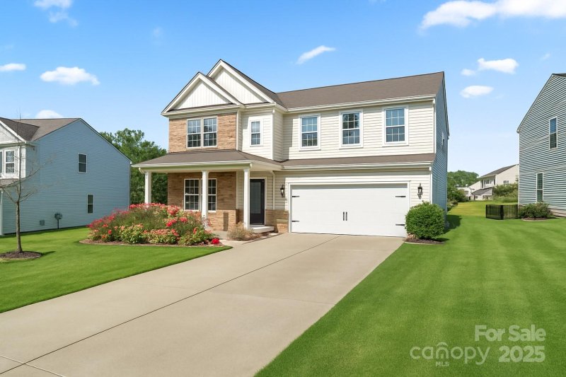 Property image 3 of 202 Wrangell Drive in Parkmont, Mooresville, NC 28117