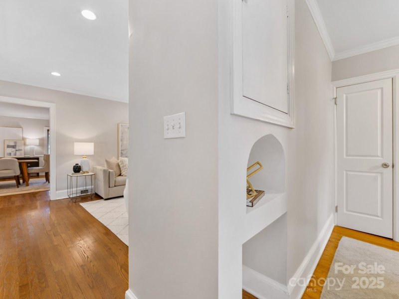 Property image 5 at 3123 Country Club Drive, Charlotte, NC 28205