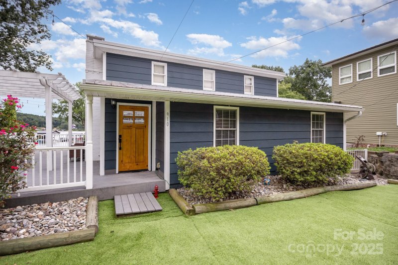 Property image 3 of 910 914 Pinehaven Drive in Pinehaven Estates, New London, NC 28127