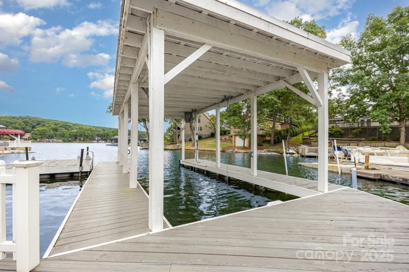 Property image 5 of 910 914 Pinehaven Drive in Pinehaven Estates, New London, NC 28127