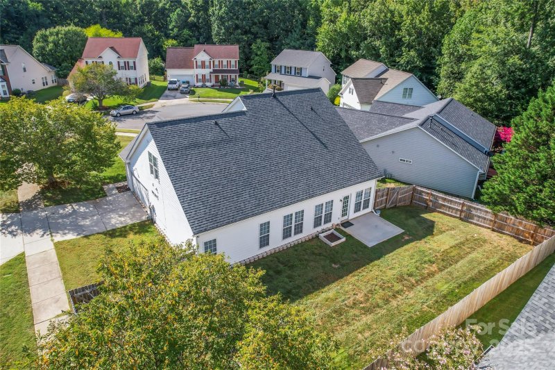 Property image 4 at 1836 Danny Court, Matthews, NC 28105