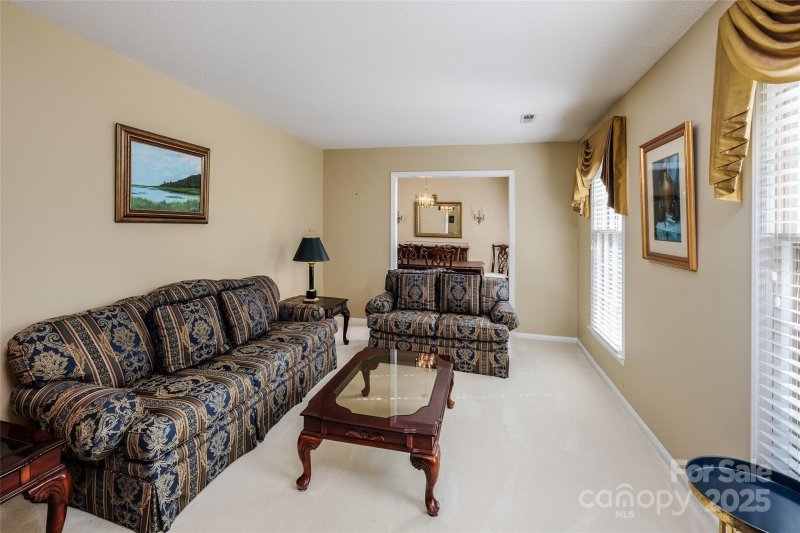 Property image 4 at 6010 Rexwood Place, Charlotte, NC 28210