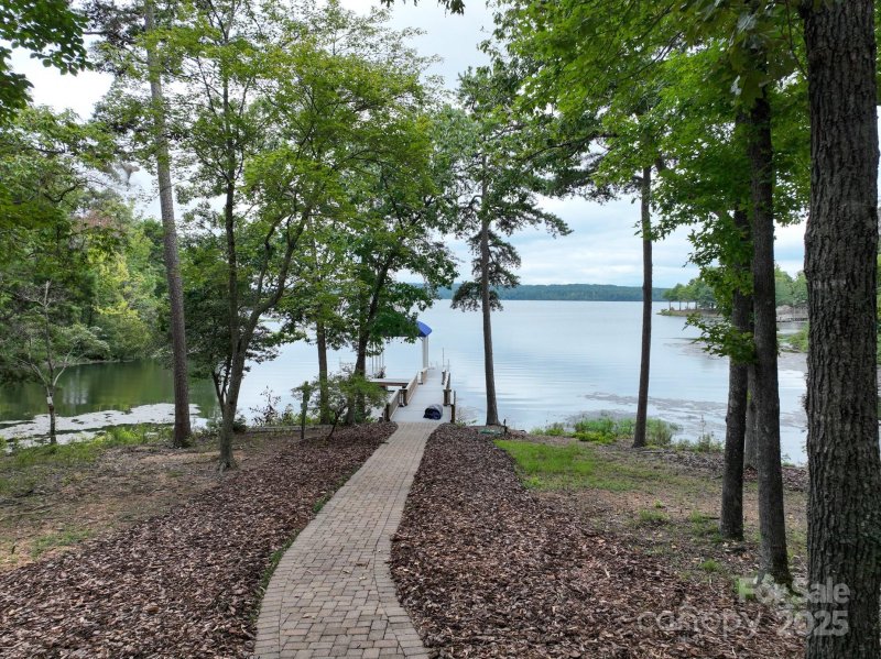 Property image 2 of 139 Deerfield Lane in Uwharrie Point, New London, NC 28127