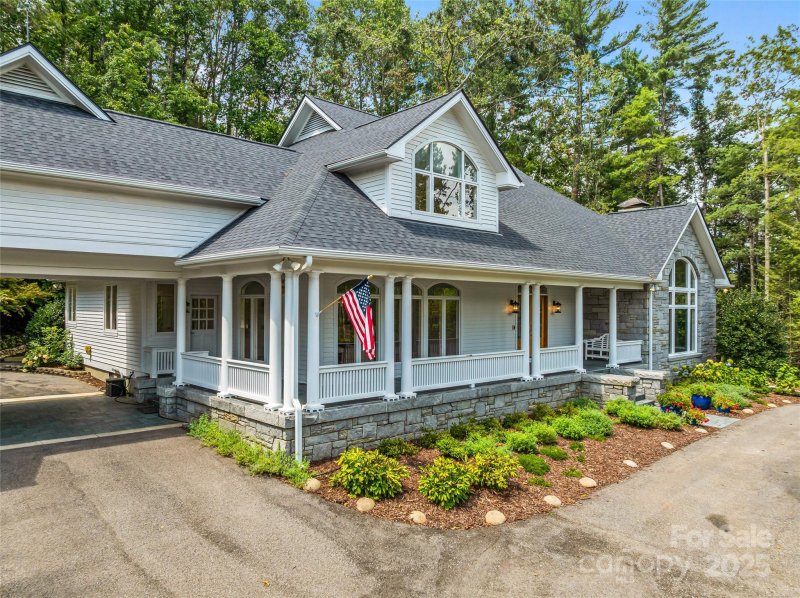 Property image 5 of 4 Cedar Hill Drive in Biltmore Forest, Asheville, NC 28803