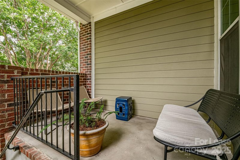 Property image 4 at 223 S Torrence Street, Charlotte, NC 28204