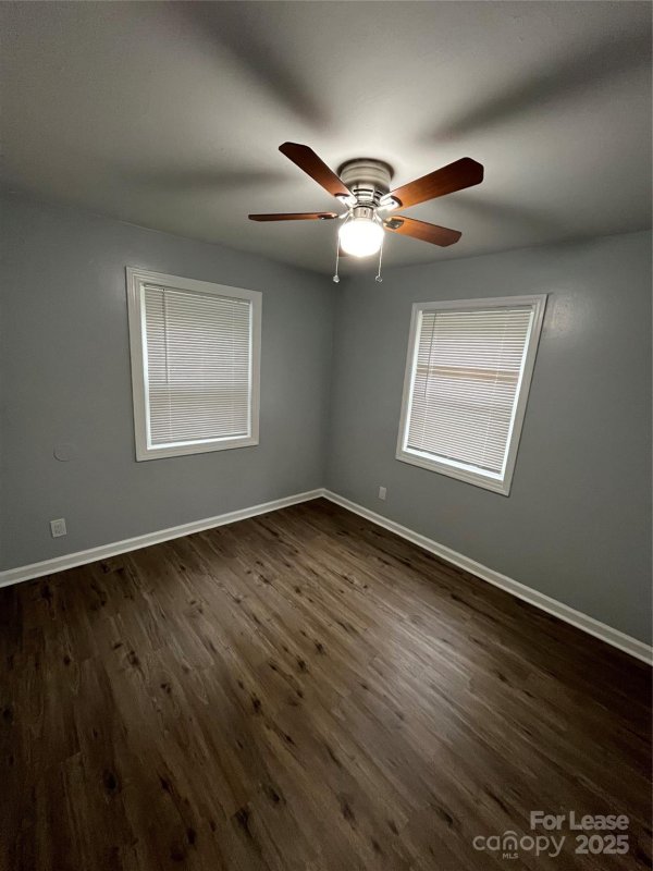 Property image 4 of 2619 Dundeen Street in Washington Heights, Charlotte, NC 28216