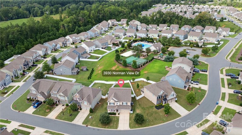 Property image 2 of 3930 Norman View Drive in Bridgewater at Sherrills Ford, Sherrills Ford, NC 28673