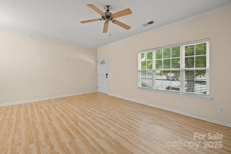 Property image 3 of 8430 Big Creek Court in Summerfield, Matthews, NC 28105