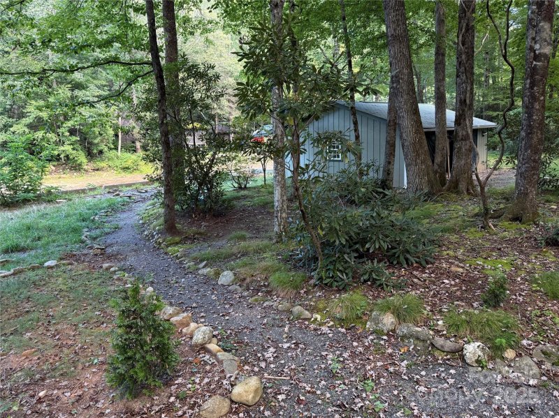 Property image 4 at 124 Sweetwater Ridge, Burnsville, NC 28714