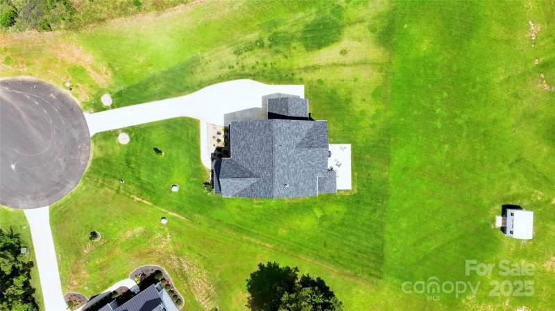 Property image 3 of 623 Plowshare Way in Edmunds Farm, Clover, SC 29710
