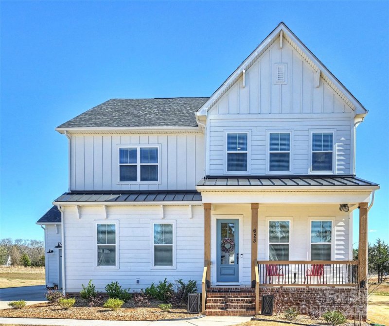 Property image 5 of 623 Plowshare Way in Edmunds Farm, Clover, SC 29710
