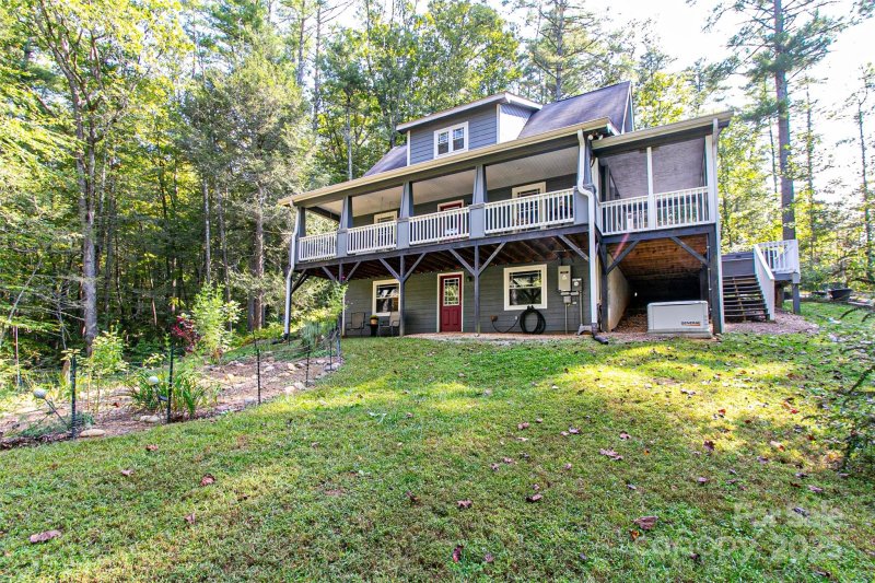 Property image 5 of 940 Rich Mountain Road in River Ridge, Flat Rock, NC 28731