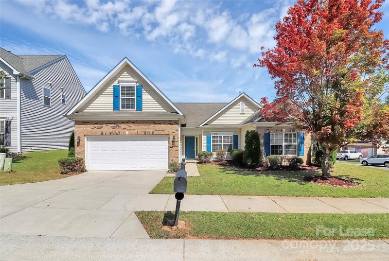 Property image 2 of 7000 Dacian Lane in Crismark, Indian Trail, NC 28079