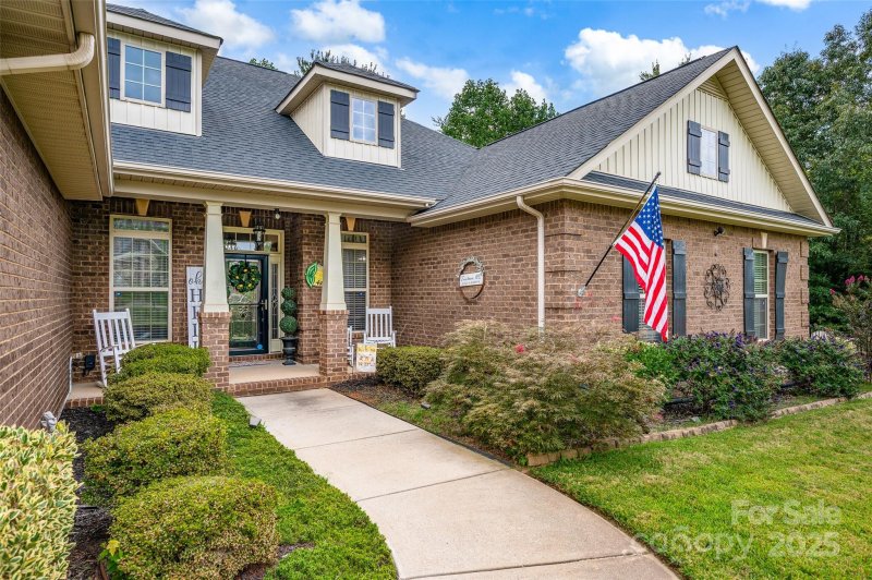 Property image 5 at 244 Mills Plantation Circle, Troutman, NC 28166