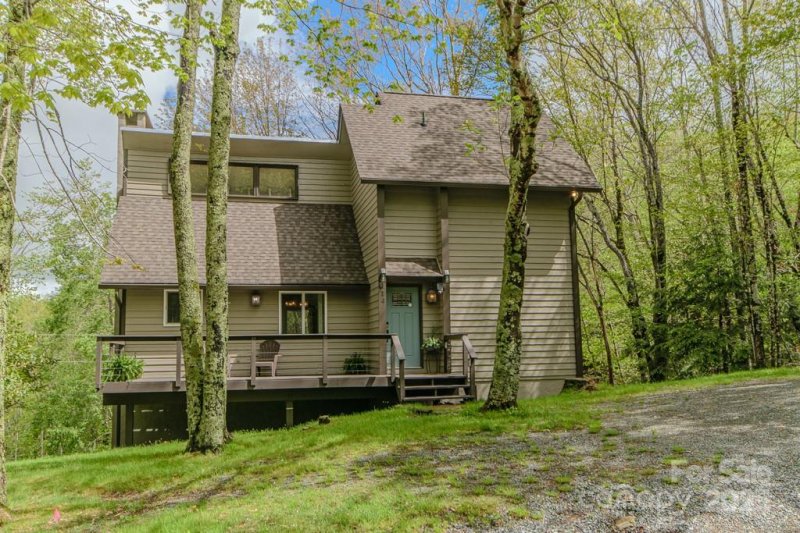 Property image 2 at 114 Locust Ridge Road, Beech Mountain, NC 28604